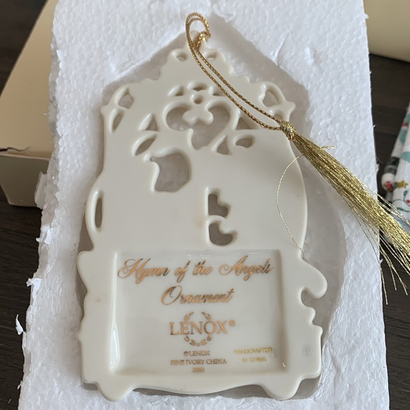 Lenox Hymn of The Angels Ornament - Picture 4 of 5